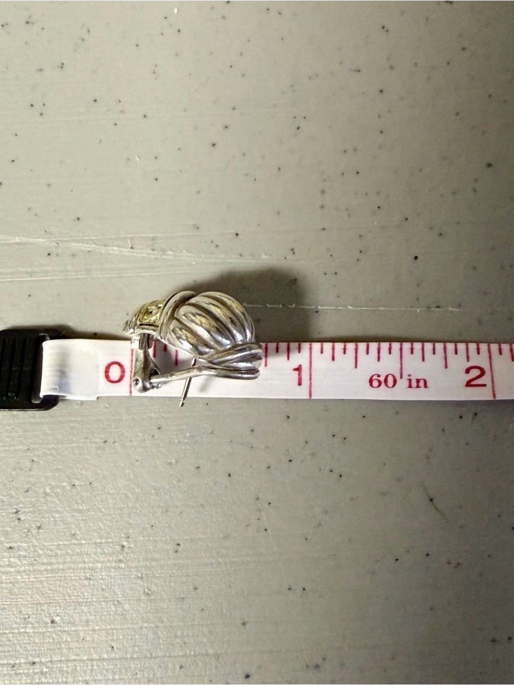 LAGOS CAVIAR Sterling & 18K Yellow Gold Ribbon Dome Criss Cross Post Earrings - Picture 10 of 12